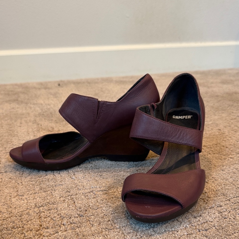 Camper Women's Dark Red Wedge Sandals